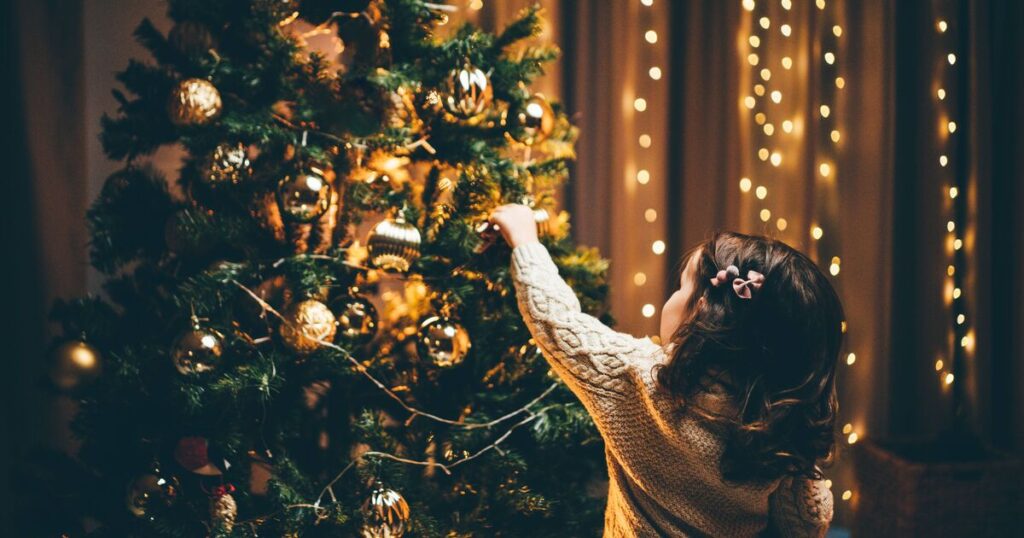 Reason we put up Christmas trees and part Royal Family had to play Reason we put up Christmas trees and part Royal Family had to play