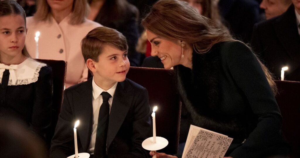 Prince Louis melts hearts during ‘sweet moment’ with mum Princess Kate | Royal | News Prince Louis melts hearts during ‘sweet moment’ with mum Princess Kate | Royal | News