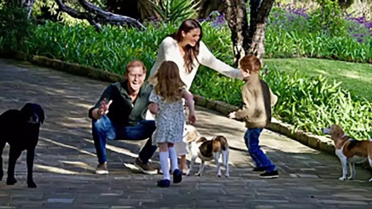 Harry and Meghan with their children Archie and Lilibet 