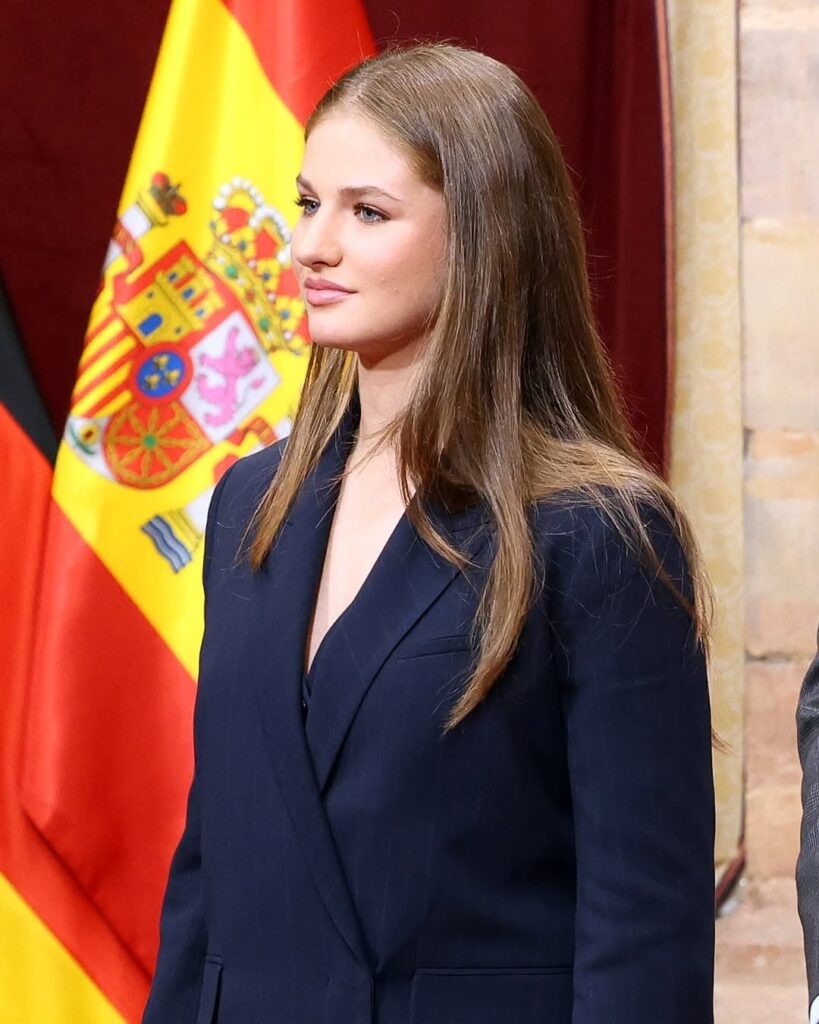 Spanish Royal House: Images of HRH the Princess of Asturias throughout this year.