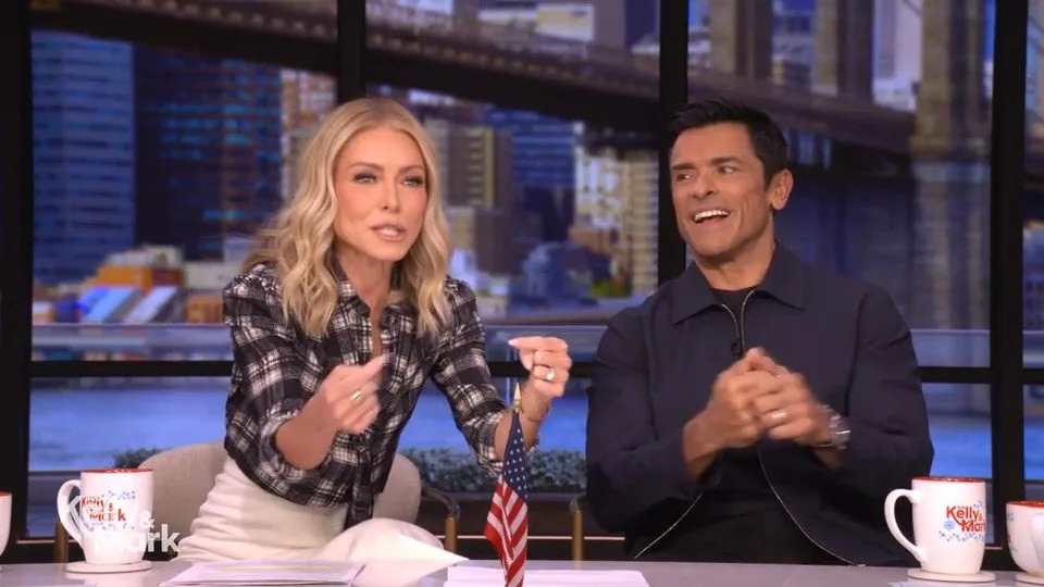 In a recent episode of, "Live With Kelly and Mark," Ripa, 55, revealed that Lola is convinced her parents' bank account is built like that of the "Bezoses." <span class="image-credit">(ABC)</span>