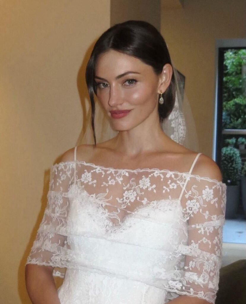 Underrated beauty: Phoebe Tonkin