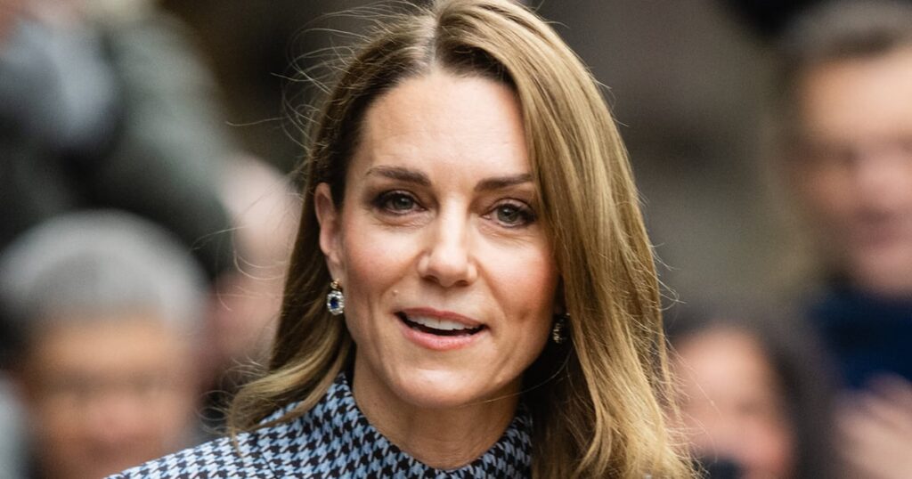 Kate Middleton Debuts New Tiara With Prince William Kate Middleton Debuts New Tiara With Prince William
