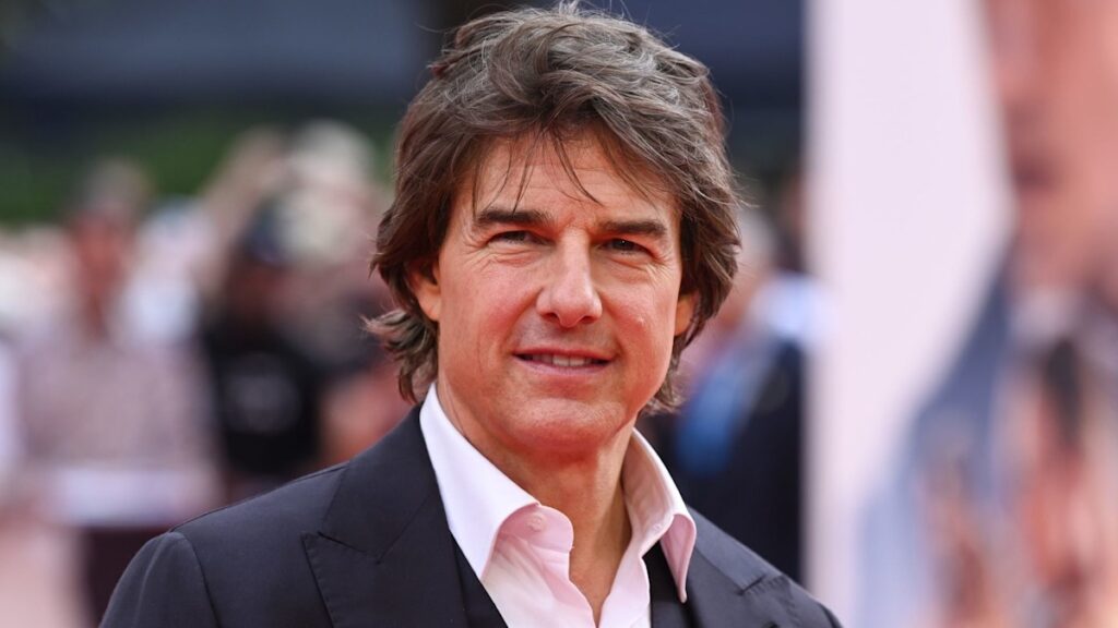 What is the Tom Cruise cake, which celebrities receive it, and who just got a surprising version for the holidays?