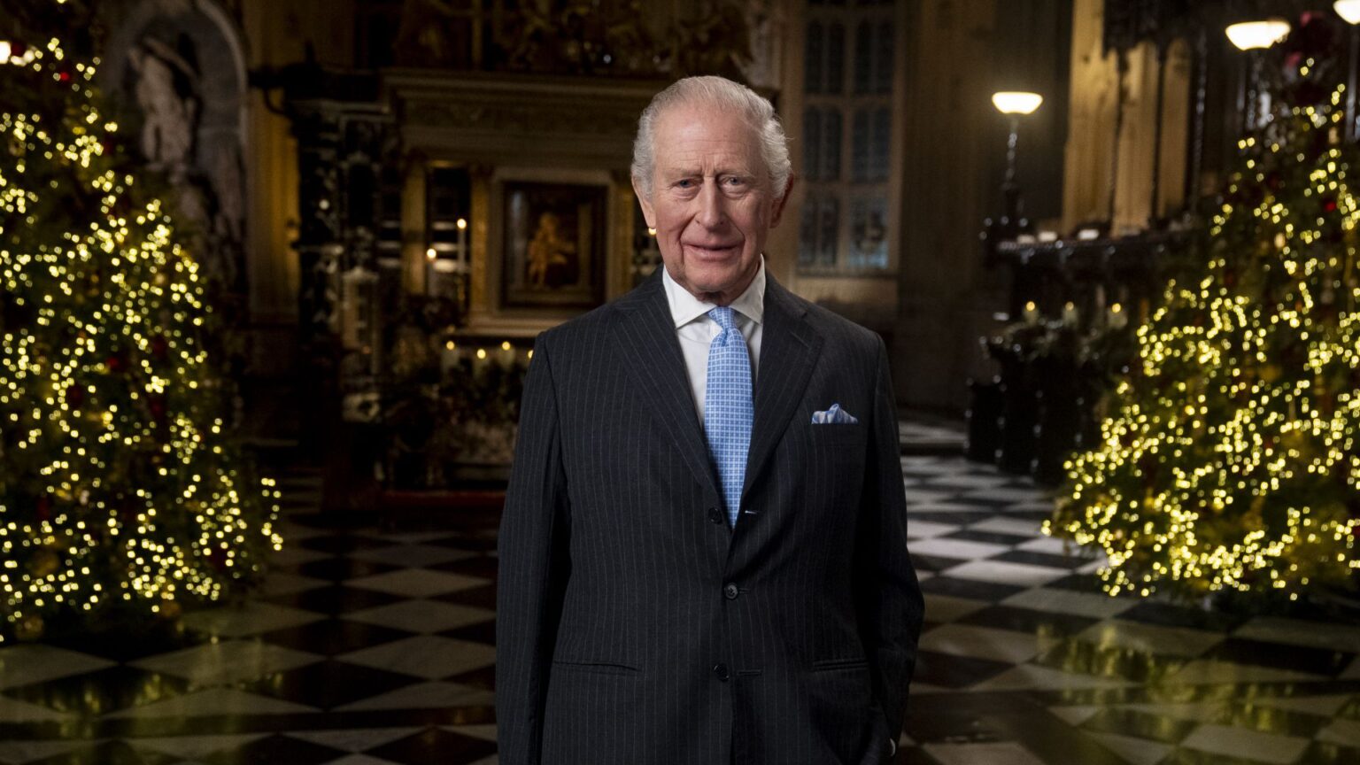 King Charles Wants Everyone to “Digital Detox” This Holiday Season to Focus on “Friendships, Family, and Wellbeing” King Charles Christmas Digital Detox