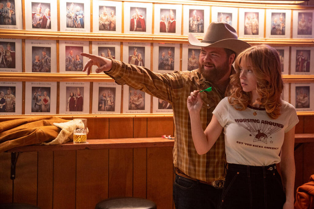 Sydney Sweeney in 'Americana' (Photo: Ursula Coyote courtesy of Lionsgate) מתוך "אמריקנה"