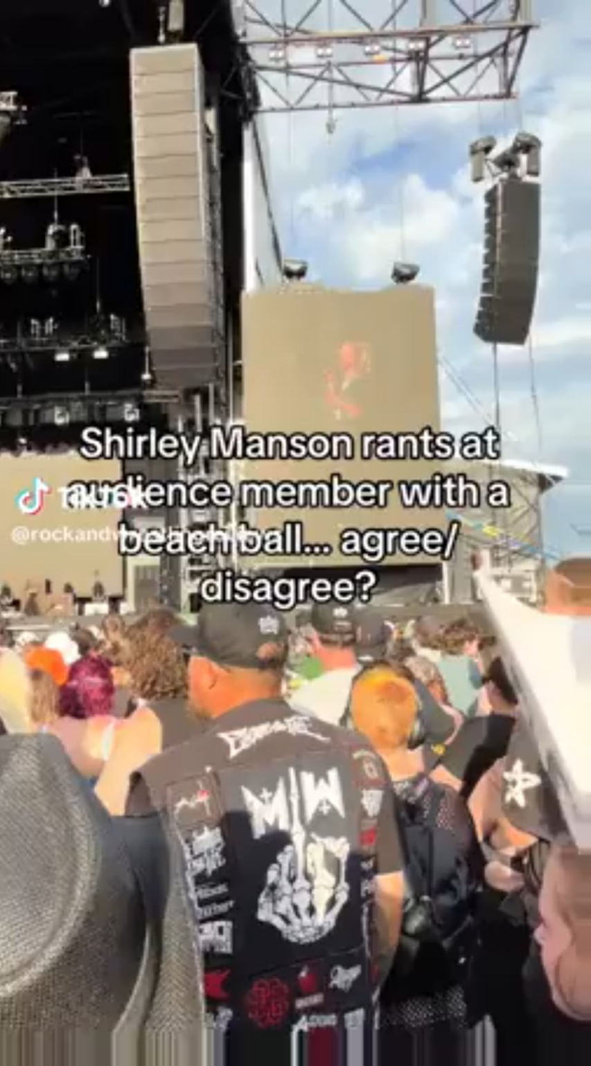 Garbage’s Shirley Manson Calls Out Good Things Audience Member Over Beach Ball: “It’s Disrespectful And Musicians Have Had Enough”