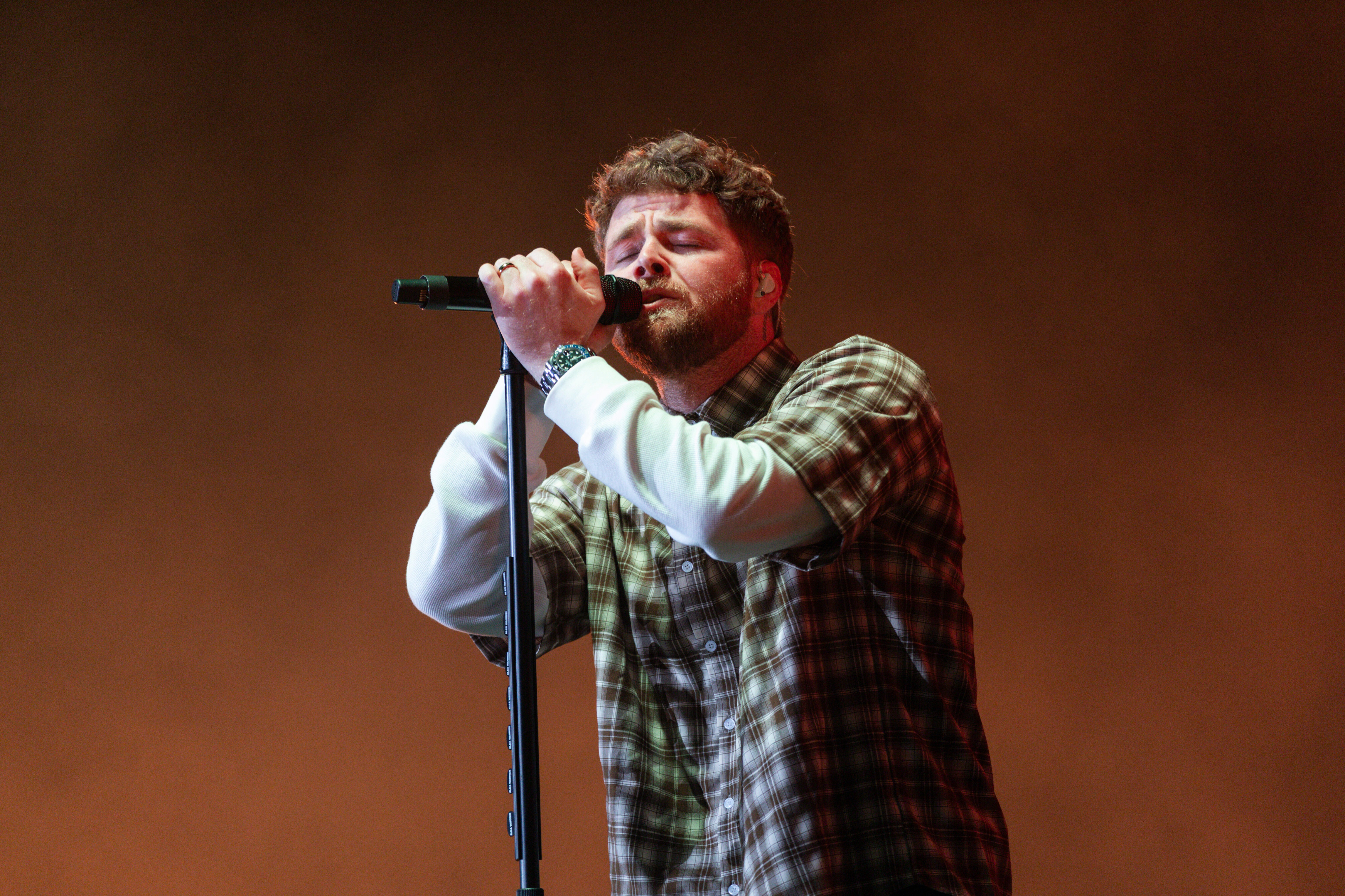 Alex Warren made the top 10 around the world with his single ‘Ordinary’