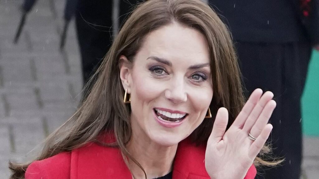 Kate's beloved fashion brand LK Bennett 'is racing to find saviour' amid fears it will collapse