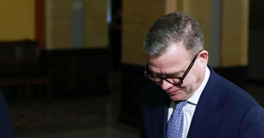 Finnish PM apologises for politicians' slanted eyes gesture. This apology appears on social media channels of the Finnish embassies in China, Japan and South Korea.
