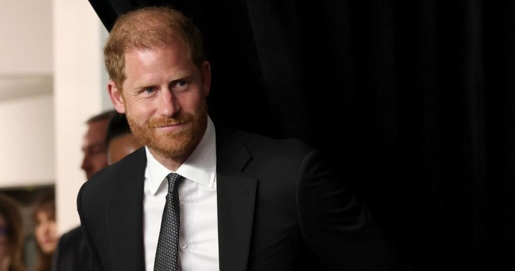 Prince Harry Torn Between Christmas in UK & Sunny California — Expert