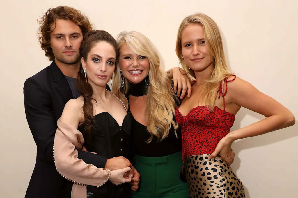 Christie Brinkley Poses With All 3 of Her Grown-Up Kids in Rare Holiday Photo