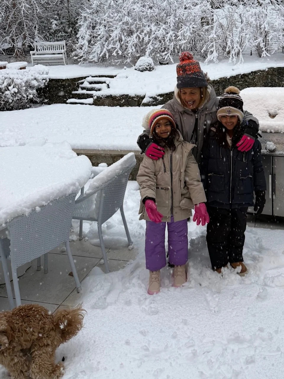The group smiled from ear to ear in the photo, which was captioned, "Merry Christmas." <span class="image-credit">(Instagram)</span>