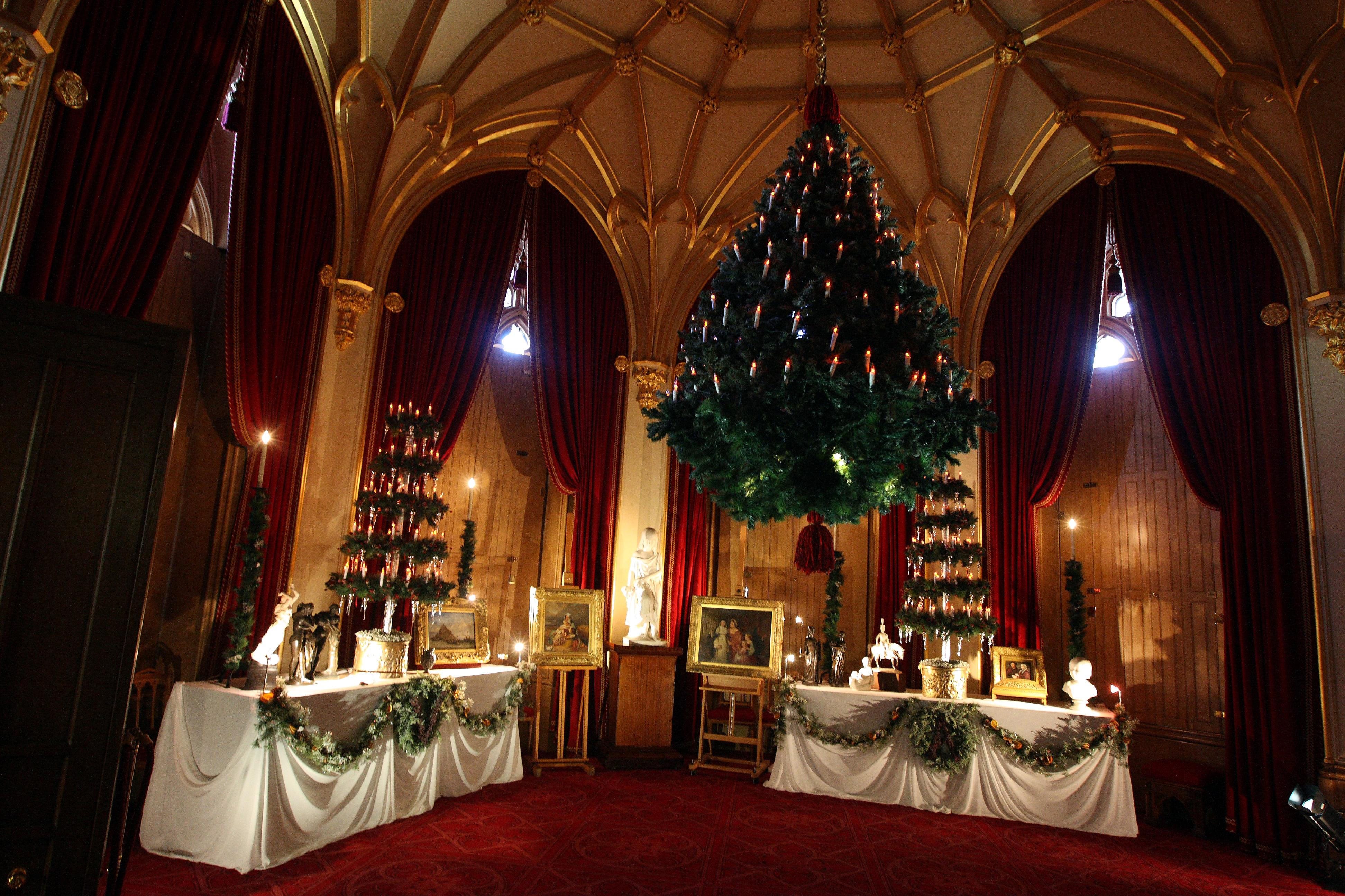 Windsor Castle hosts Victorian Christmas