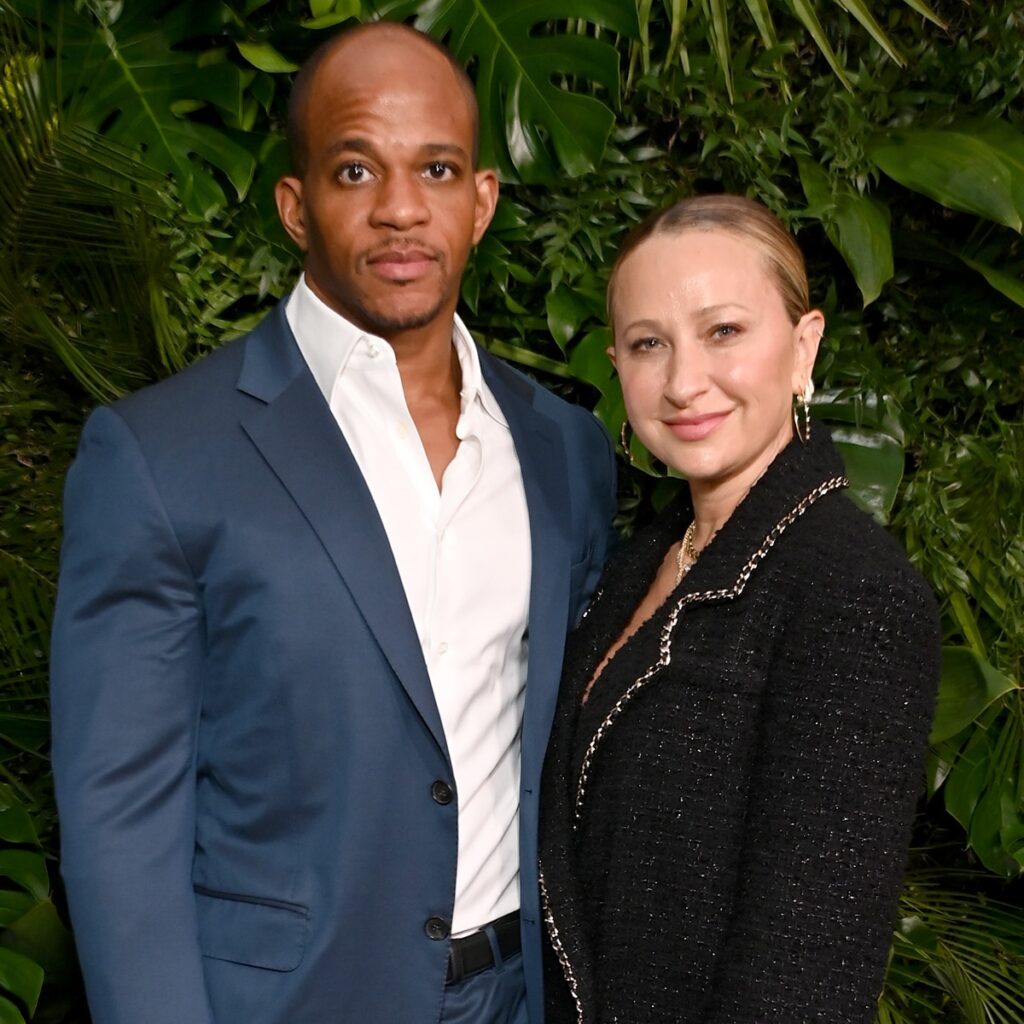 Tobey Maguire’s Ex Jennifer Meyer Pregnant With Geoff Ogunlesi’s Baby Yahoo entertainment home