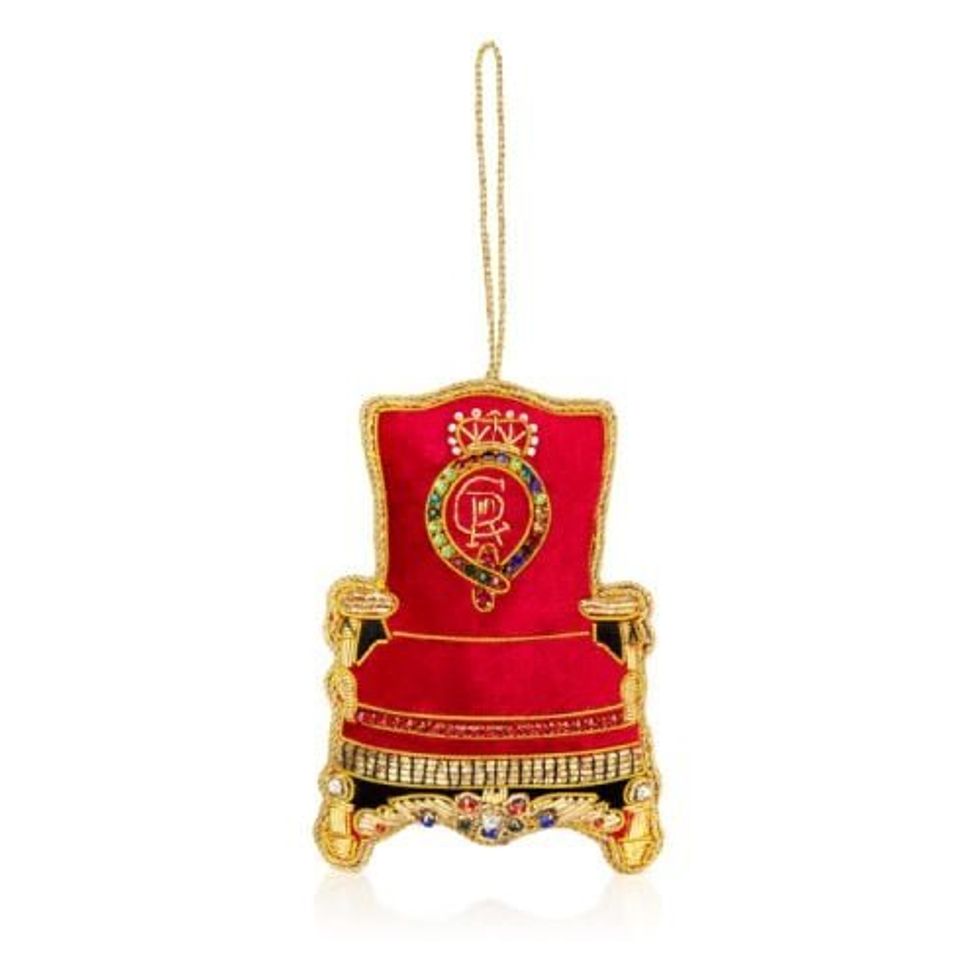CIIIR Throne Decoration