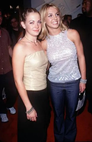 Evan Agostini/Getty Melissa Joan Hart and Britney Spears at 