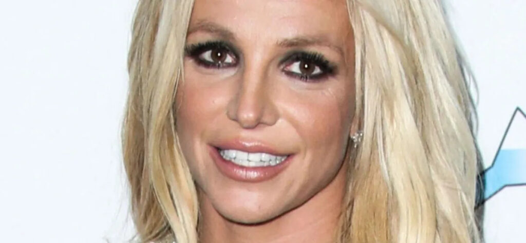 Britney Spears ‘Really Hurt’ After Son Preston Declines Christmas Invite, Spends Day With Jamie Lynn Instead Yahoo entertainment home