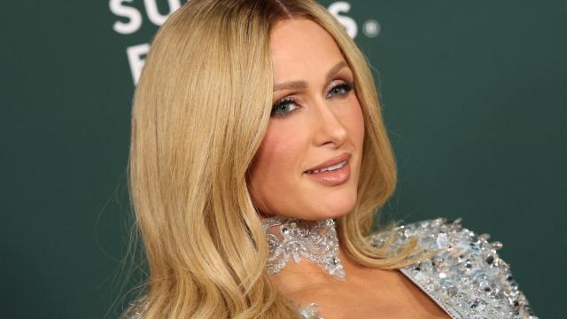 Paris Hilton’s Mini-Dress Puts Her Legs on Full Display Yahoo entertainment home