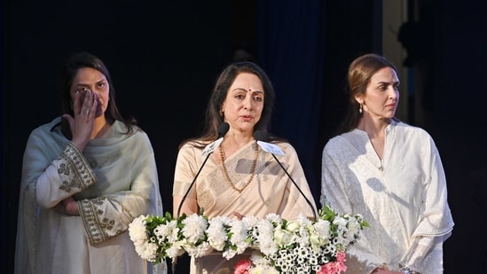 Hema Malini with her daughters during the prayer meeting for the late actor Dharmendra at the Dr. Ambedkar International Centre, in New Delhi. (Photo by Sanjeev Verma/ Hindustan Times)(Hindustan Times)