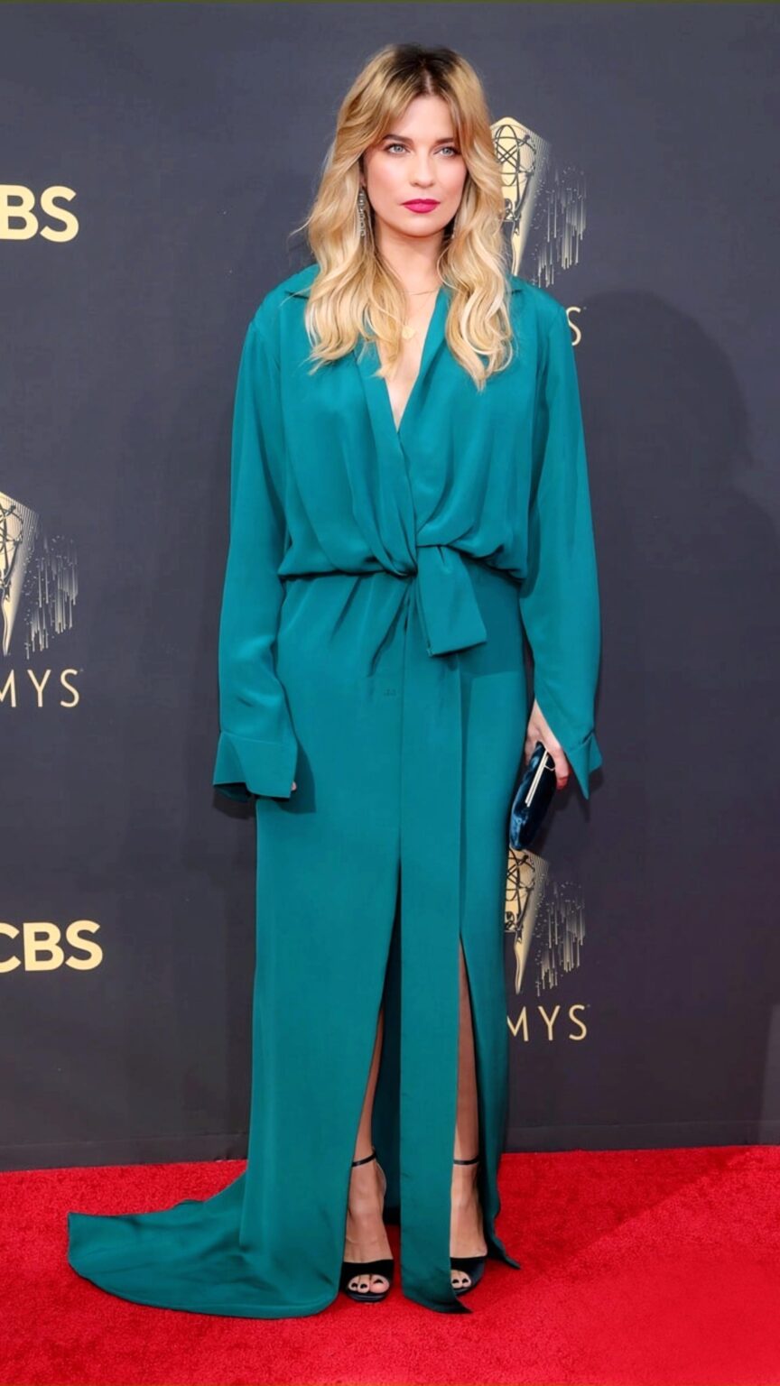 Annie Murphy at the 73rd Primetime Emmy Awards in 2021