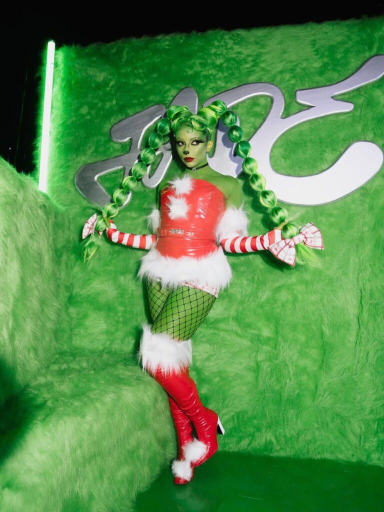 JADE’s Grinch-themed birthday party