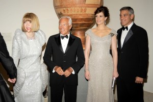 NEW YORK CITY, NY - MAY 5: (L-R) Anna Wintour, Giorgio Armani, Julia Roberts and George Clooney attend THE COSTUME INSTITUTE GALA: "SUPERHEROES" with honarary chair GIORGIO ARMANI at The Metropolitan Museum of Art on May 5, 2008 in New York City. (Photo by BILLY FARRELL/Patrick McMullan via Getty Images)