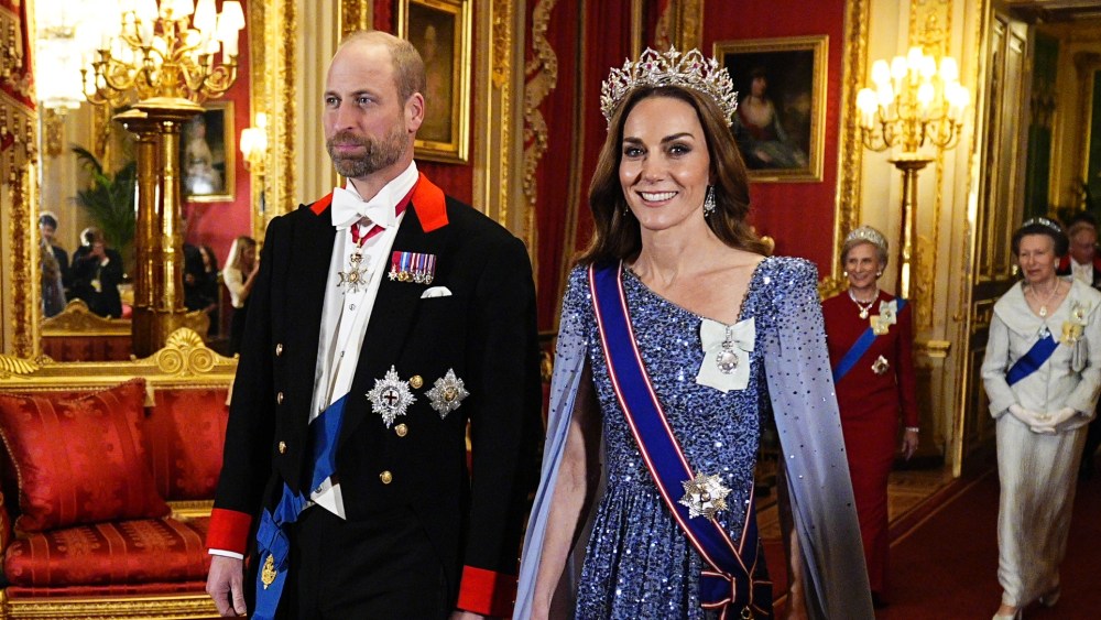 Kate Middleton wears a Jenny Packham gown and Queen Victoria's Oriental Circlet Tiara at the state banquet for the German President Frank-Walter Steinmeier and his wife Elke Budenbender on Dec. 3, 2025 in Windsor, England.
