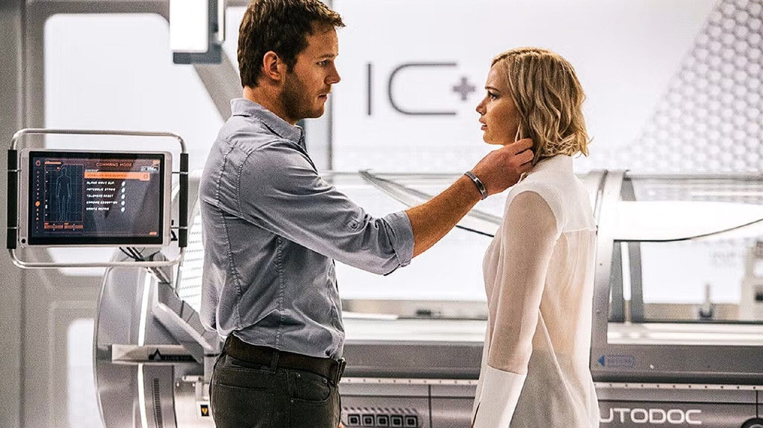 Jennifer Lawrence Regrets Her Ambitious 2016 Sci-Fi Misfire
