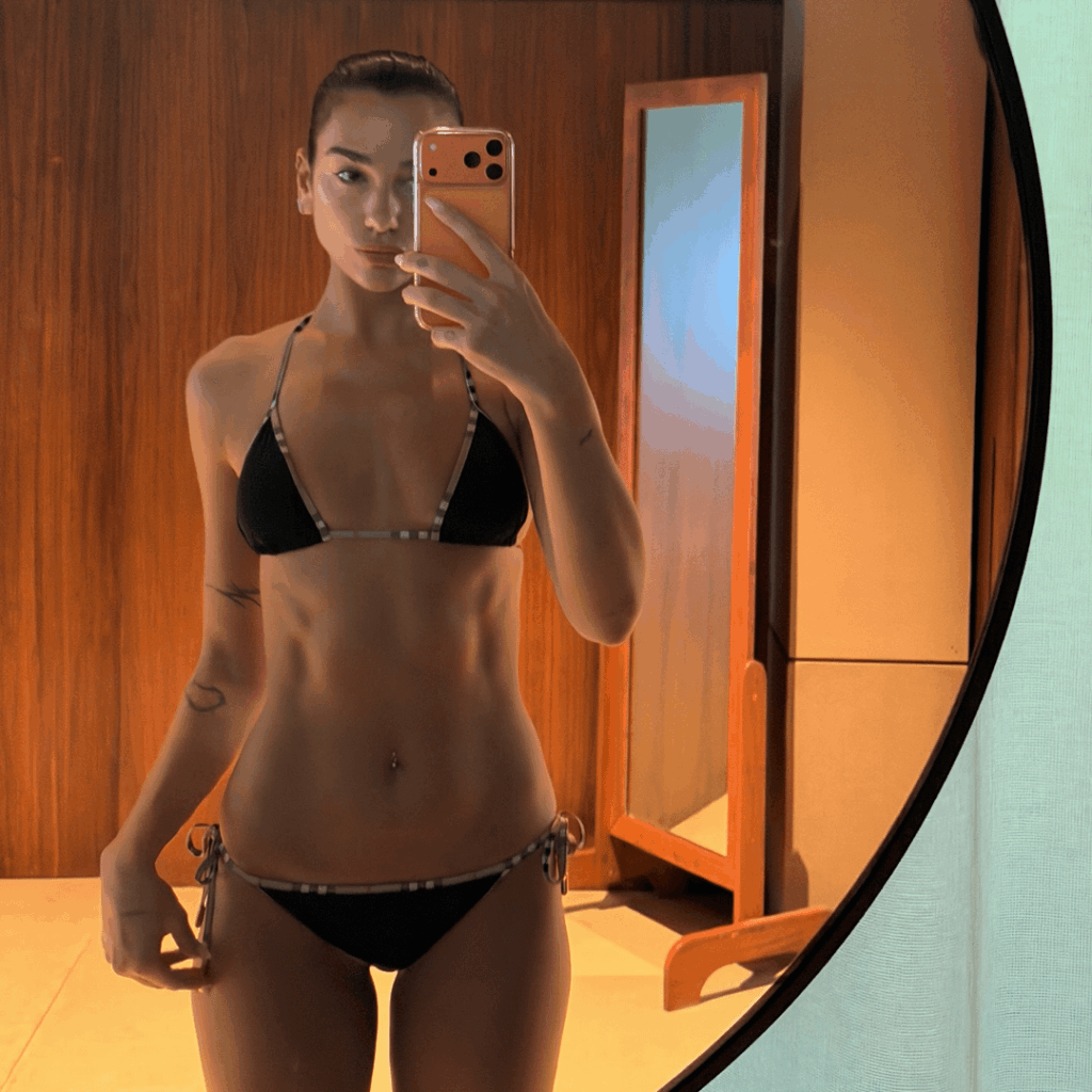 Dua Lipa during her latest Mexico Vacation (December 2025)
