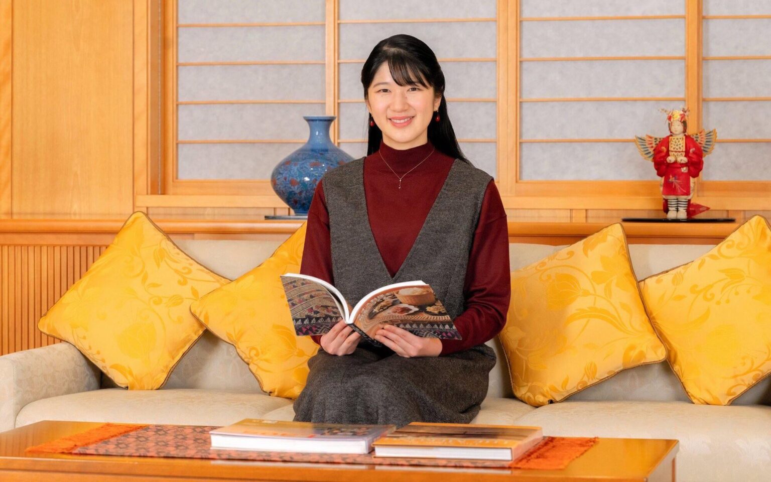 Princess Aiko turns 24 today 🎂