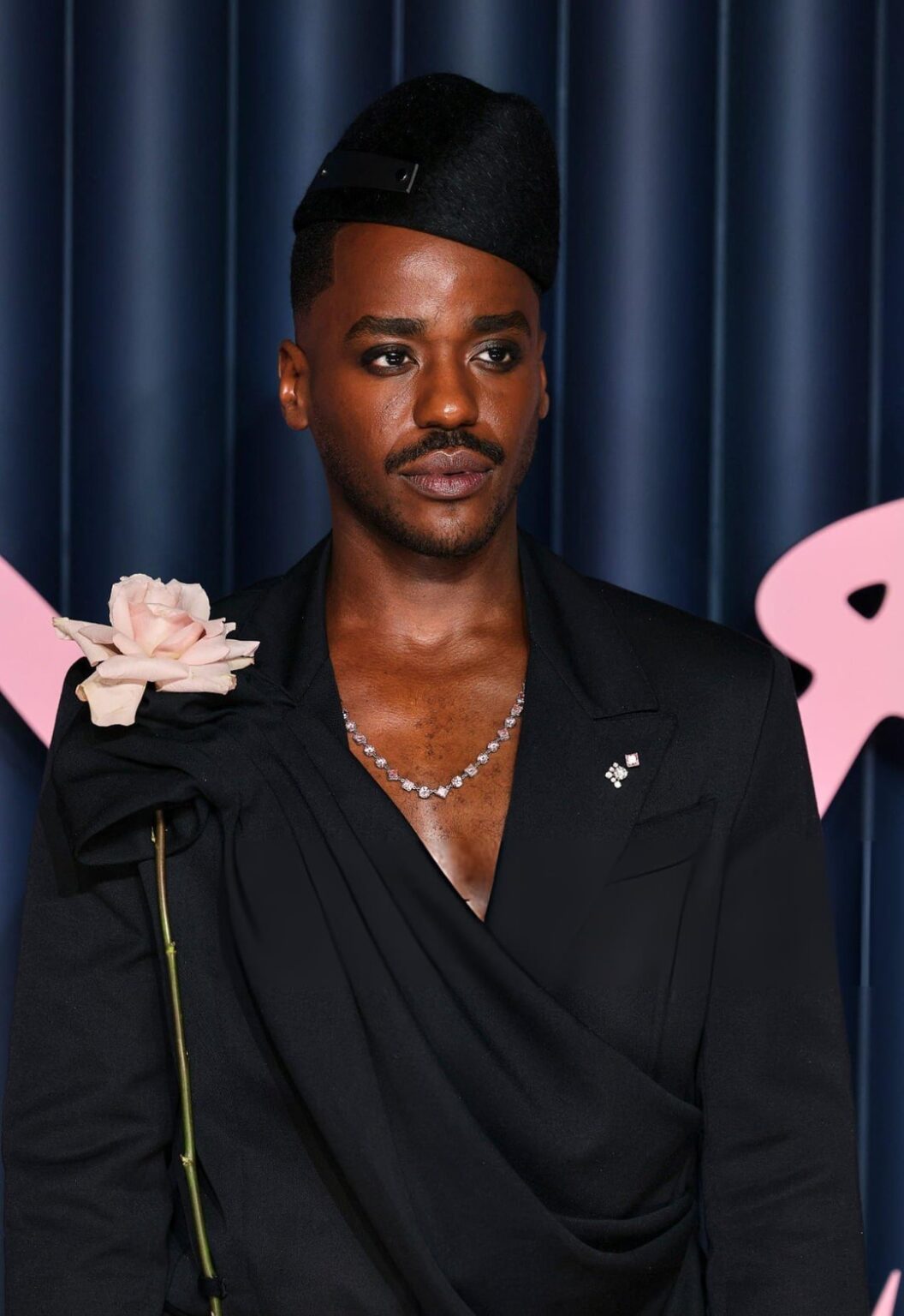 Ncuti Gatwa wearing Simone Rocha SS26 Menswear, a Harvy Santos hat & Pandora jewelry at The Fashion Awards in London, England. Styled by Felicity Kay. (December 1, 2025)