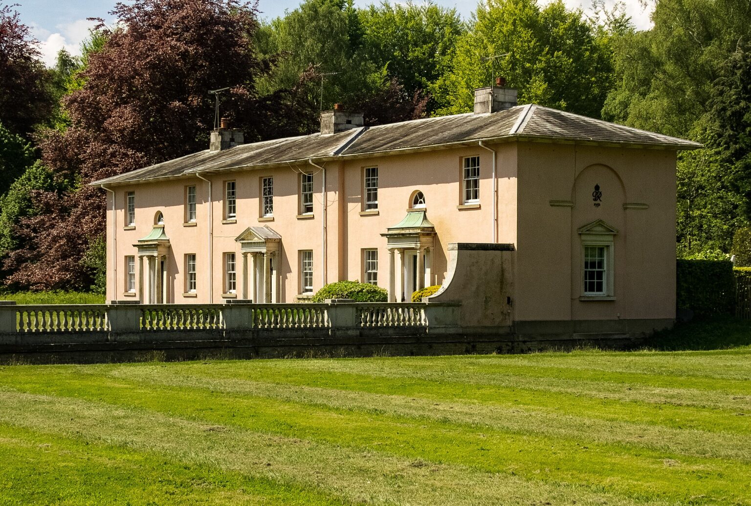 Disputes on Andrew Mountbatten-Windsor’s ‘Peppercorn Rent’ at Royal Lodge Launches New Official Inquiry On All Crown Estates Properties Used By The Royal Family Royal Lodge
