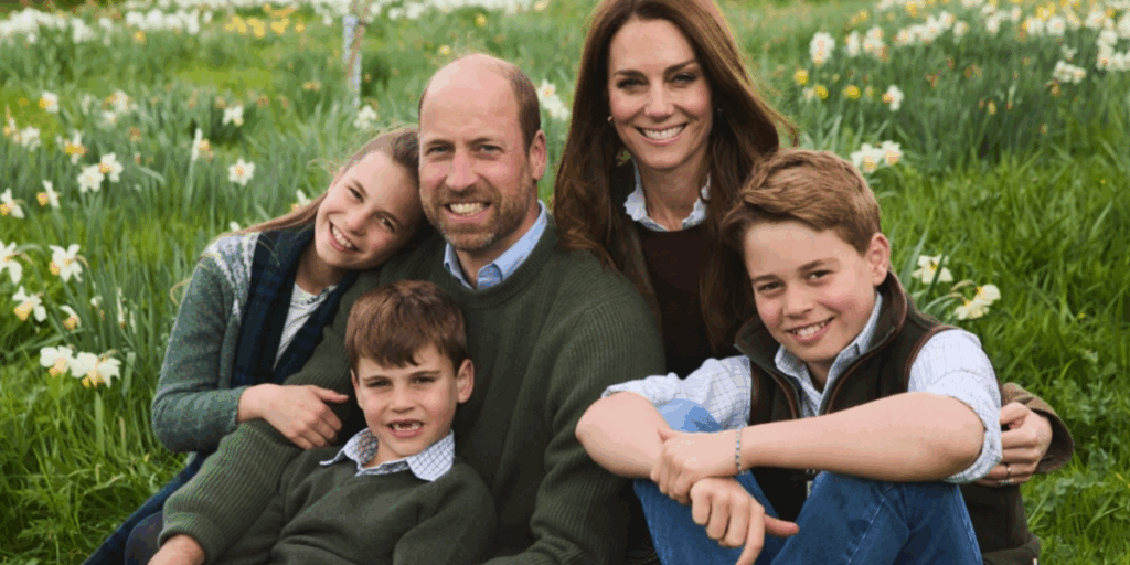 Prince William and Kate Middleton’s 2025 Christmas Card Analysis Prince William and Kate Middleton's 2025 Christmas Card Analysis