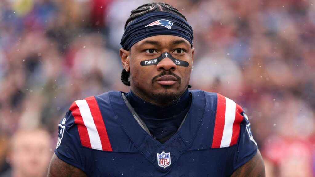 Patriots' Stefon Diggs faces strangulation, assault charges