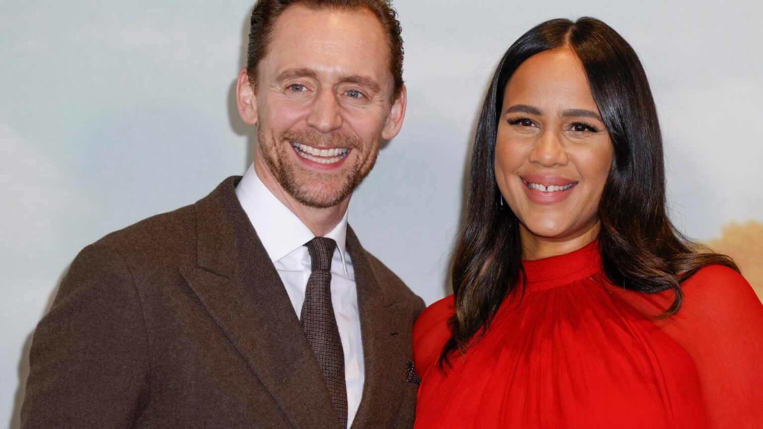 English actors Tom Hiddleston and Zawe Ashton welcome their second child English actors Tom Hiddleston and Zawe Ashton welcome their second child
