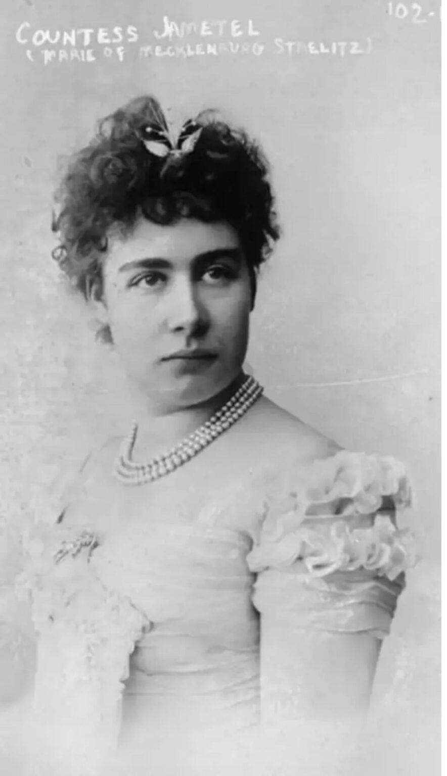 In 1897 Duchess Marie of Mecklenburg-Strelitz was taken of advantage of and impregnated at age of 19 by Male Servant Heinrich Hecht who came to turn off the Gaslights in her and her sisters rooms.