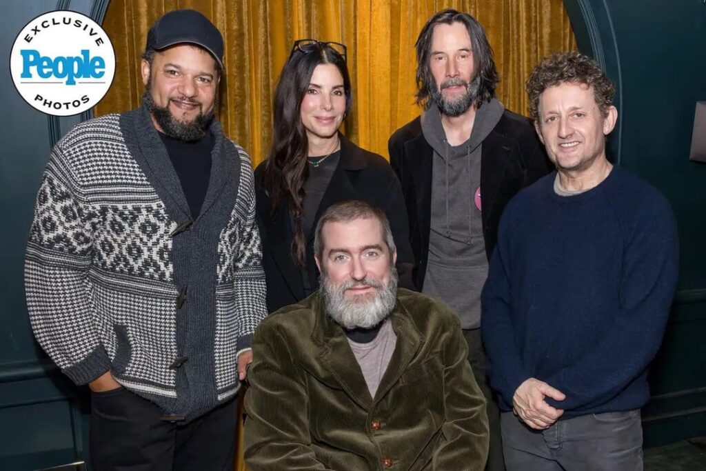 Sandra Bullock supports Keanu Reeves at’ Waiting for Godot’ on Broadway (December 20, 2025)