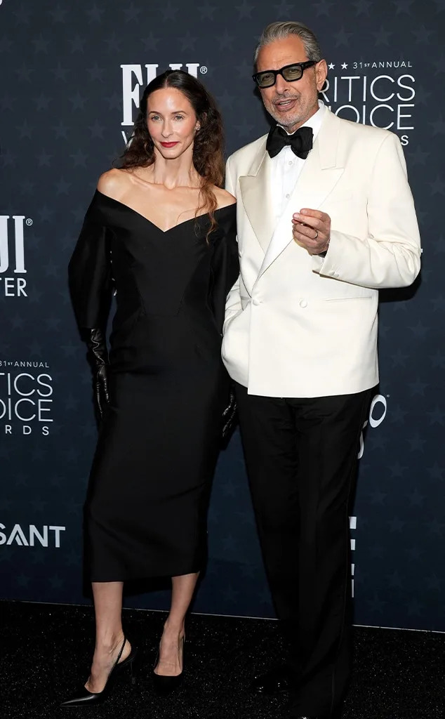 <p>Emilie Livingston & Jeff Goldblum</p>