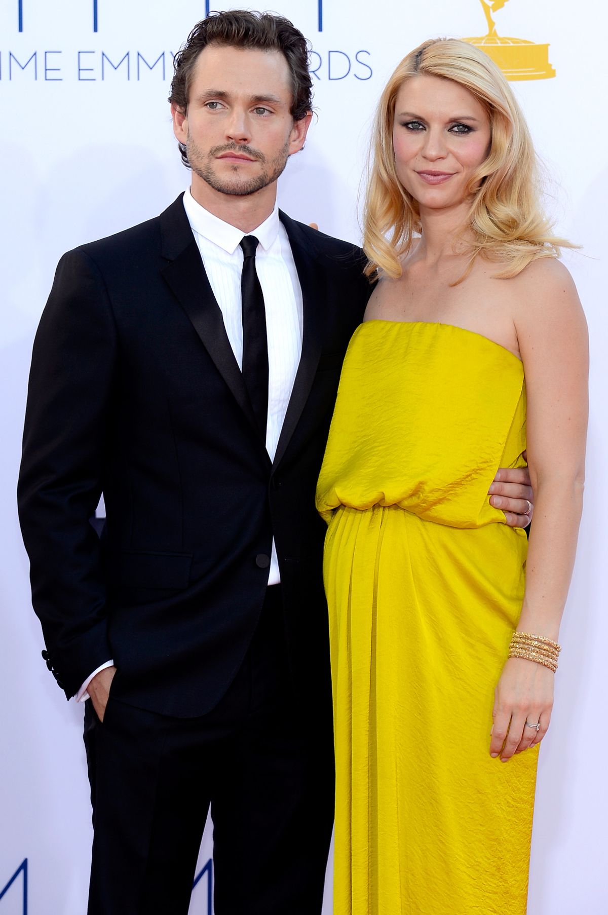 Hugh Dancy and Claire Danes