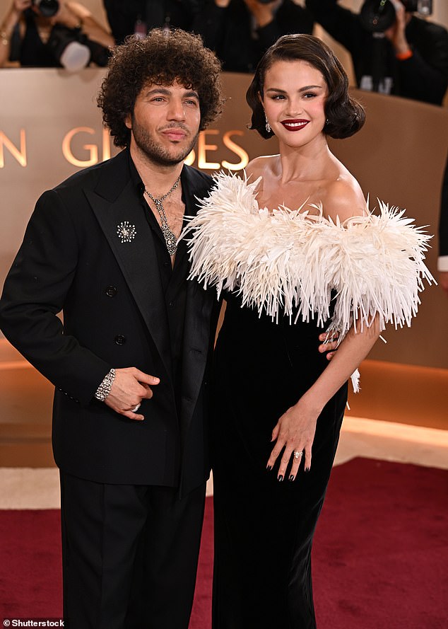 Gomez channeled old Hollywood glamour in a black, strapless, velvet Chanel gown with elaborate white feather trim at the neckline at the event