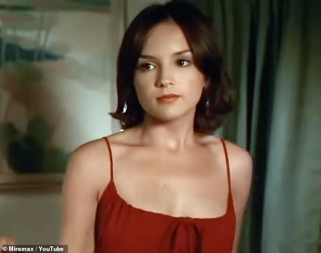 Cook played nerdy wallflower Laney Boggs in She's All That