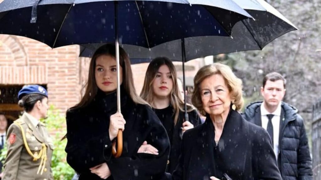 Queen Sofia’s grandchildren, her greatest support at Irene’s farewell