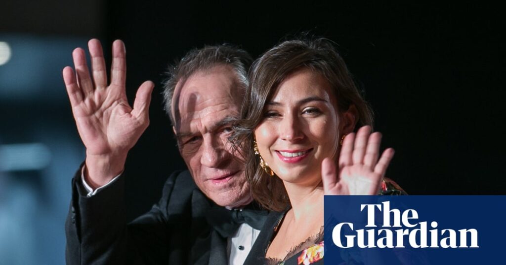 ‘Respect our privacy’: family of Tommy Lee Jones after his daughter’s death | California ‘Respect our privacy’: family of Tommy Lee Jones after his daughter’s death | California