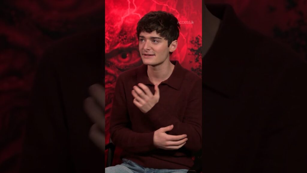 Noah Schnapp Reacts To Will's Powers