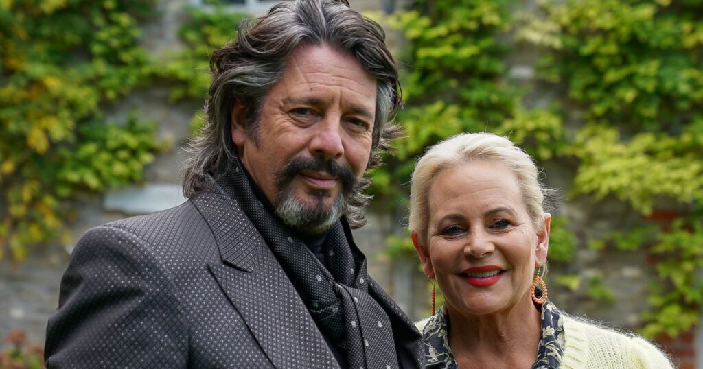 Laurence Llewelyn-Bowen hits back at critics of ‘strange’ living situation with wife Daily Mirror