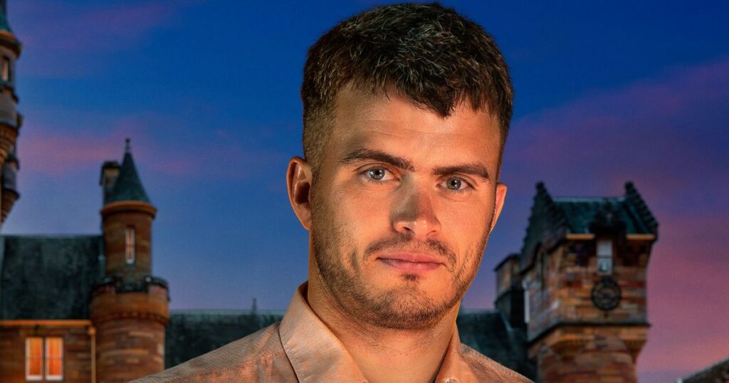 The Traitors star causes a stir as they share fully naked photo to Instagram Daily Mirror