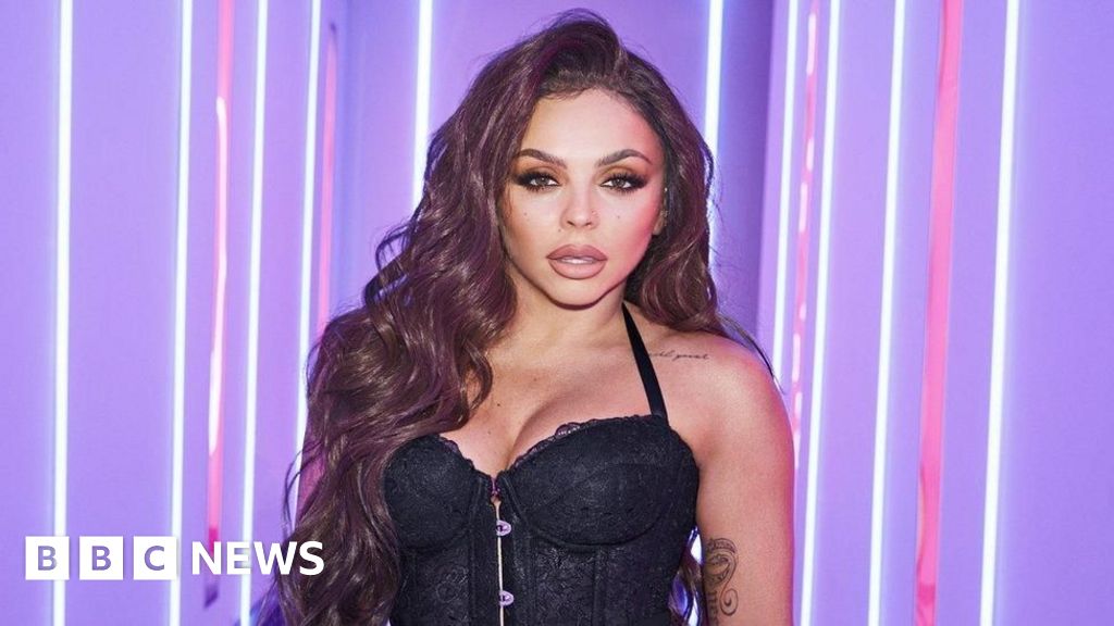 Former Little Mix star told twin baby daughters may never walk