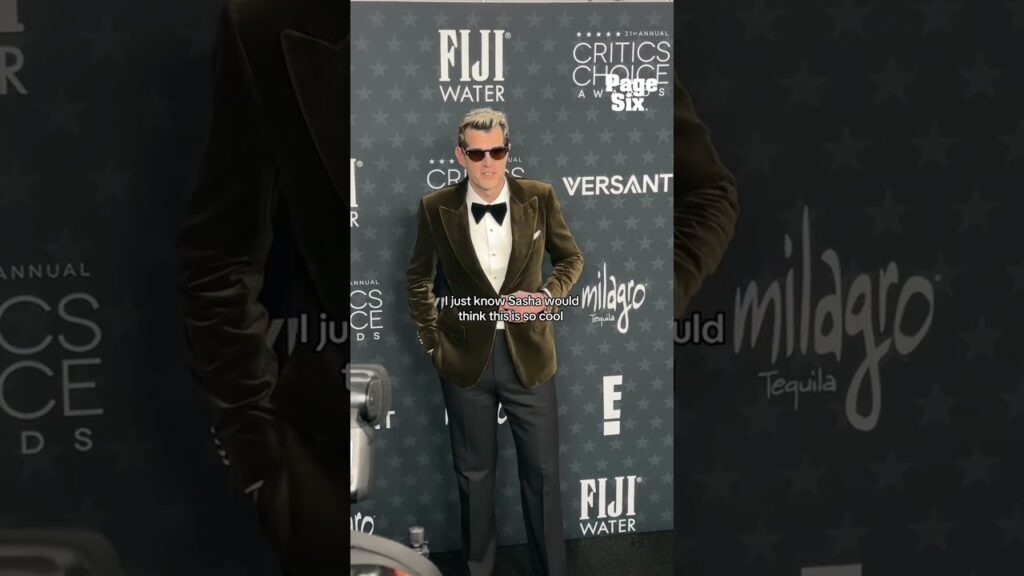 'Nobody Wants This' star Timothy Simons has hit the 2026 Critics Choice Awards in LA 😮‍💨 #shorts