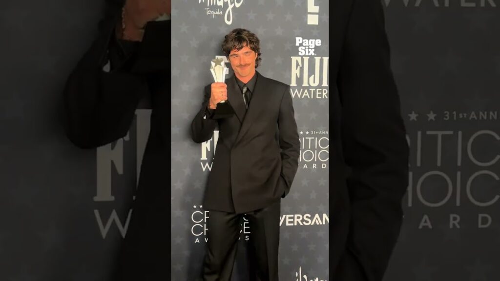 Jacob Elordi celebrating his win for 'Frankenstein' at the Critics Choice Awards #shorts